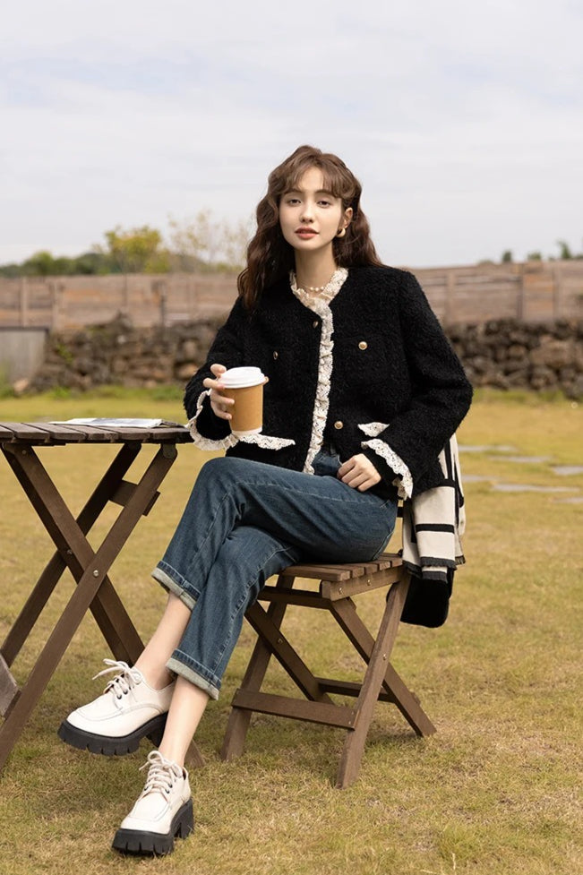 Retro Lace Splicing Wool Christmas Outerwear