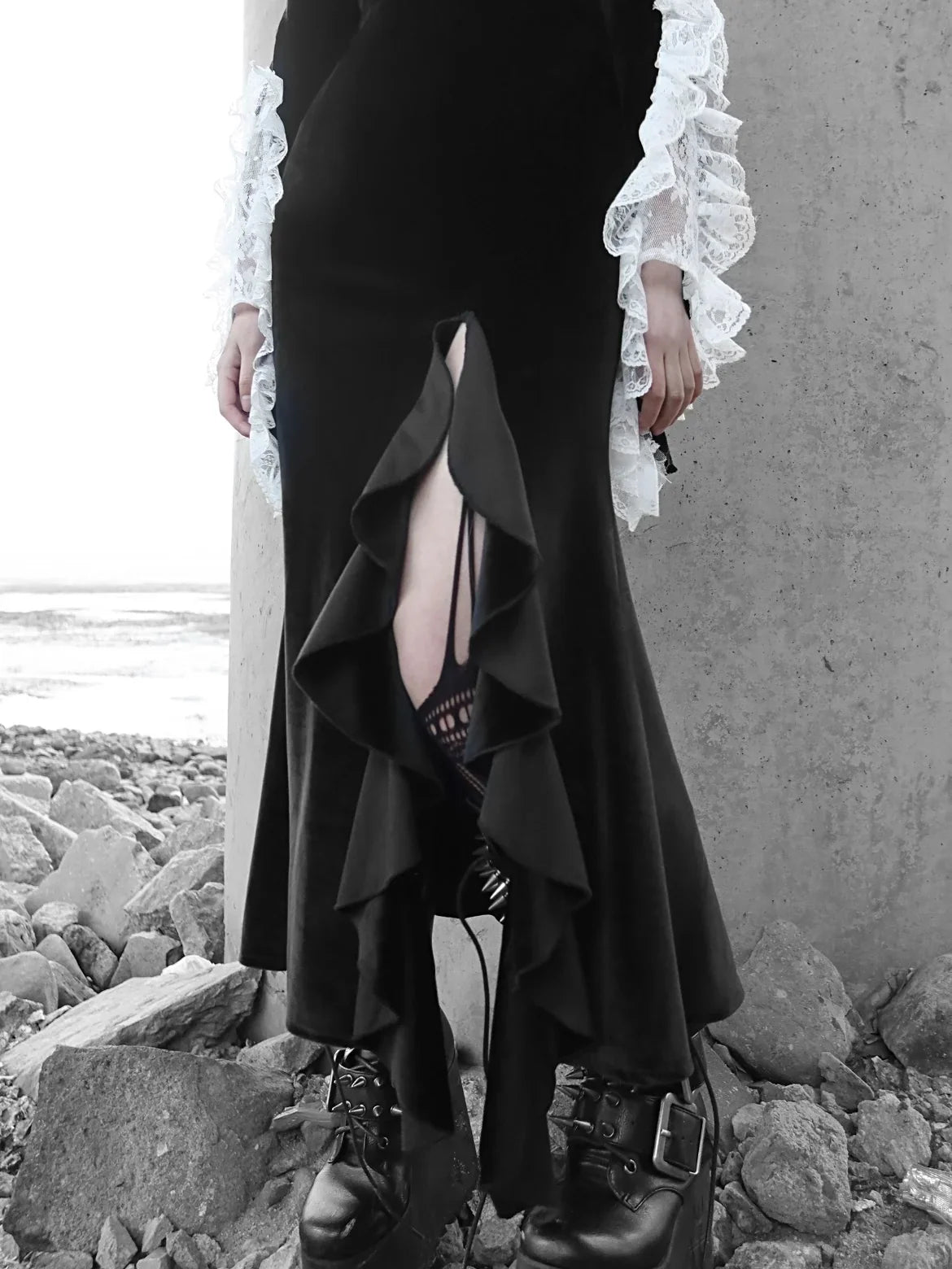 New Japanese Flare Black Long Vintage Sleeve Trumpet Turtleneck Gothic Design Dress Patch Lace Original Dress