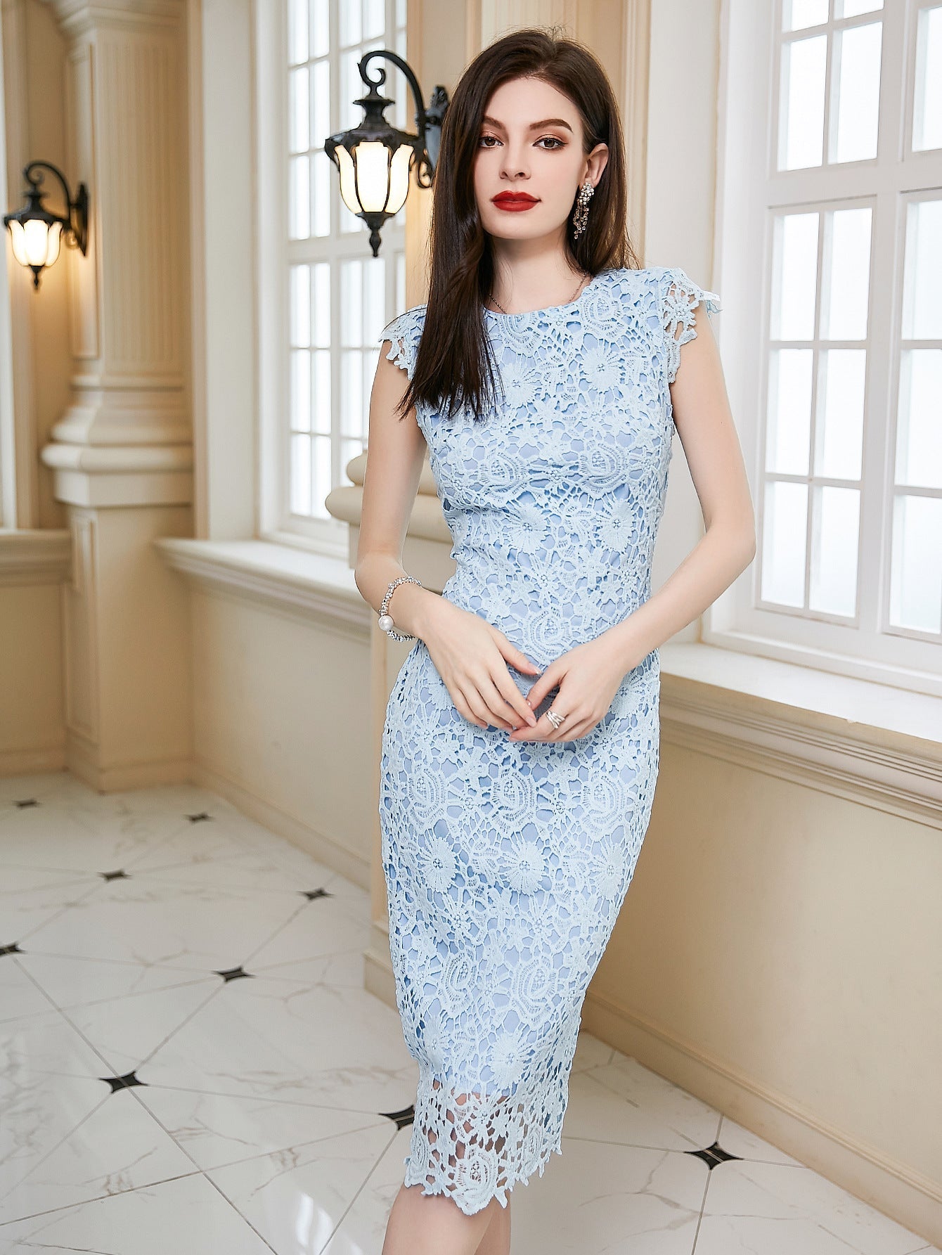 Round Neck Sleeveless Pencil Dress Midi Dress