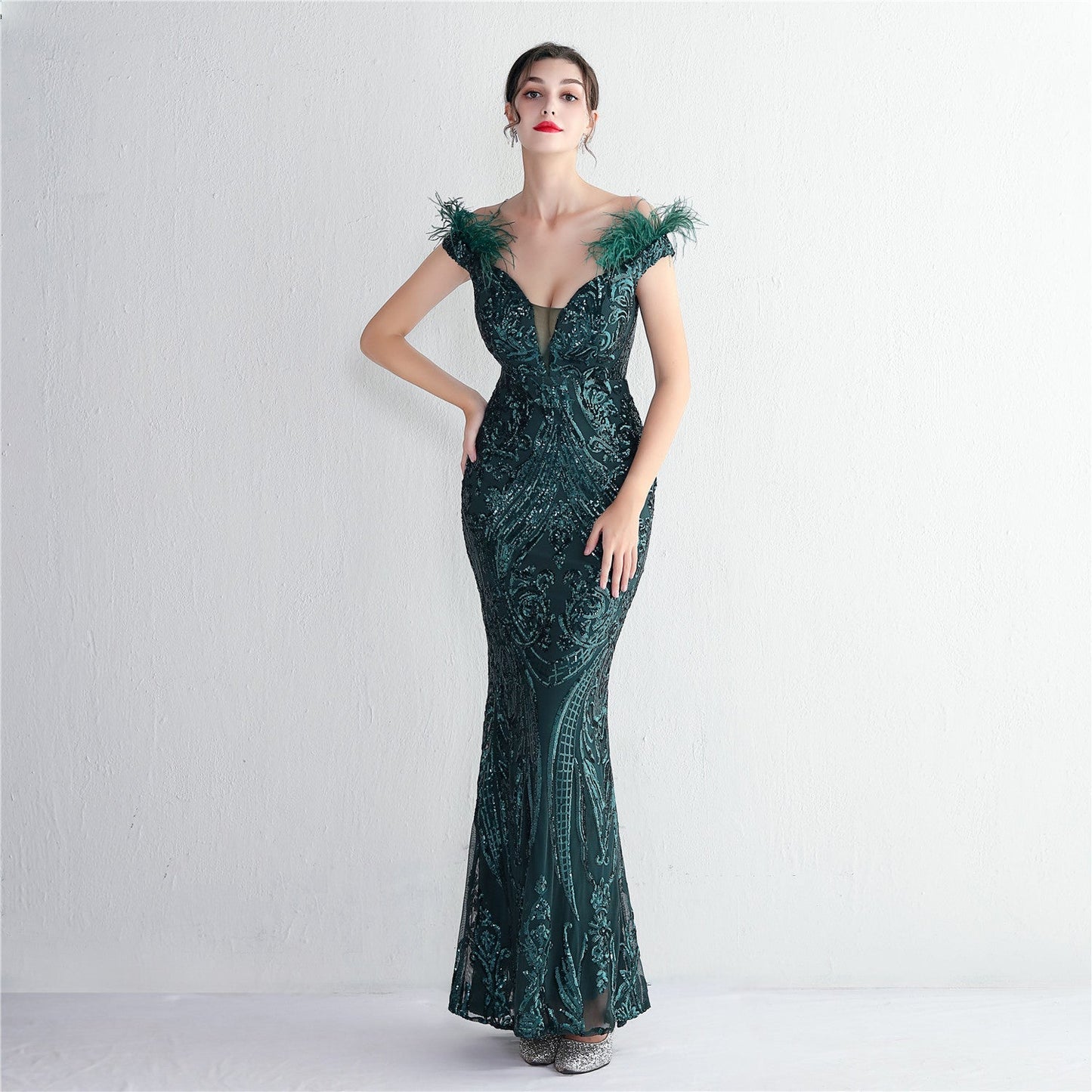 High Density Three Dimensional Strong Sequin Positioning Floral Craft Handmade Wool Cocktail Slim Fit Evening Dress