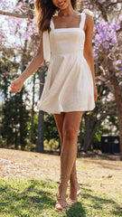 Irena - Chic Mini Dress