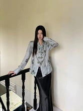 Vintage Floral Saddle Buckle Shirt