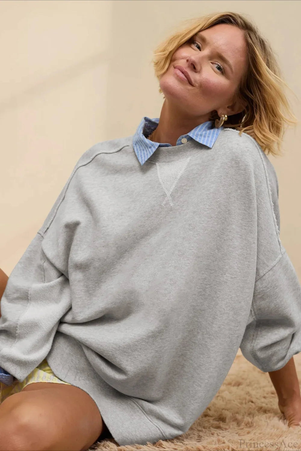 Crew Neck Solid Minimalist Relaxed Sweatshirt Light gray / S