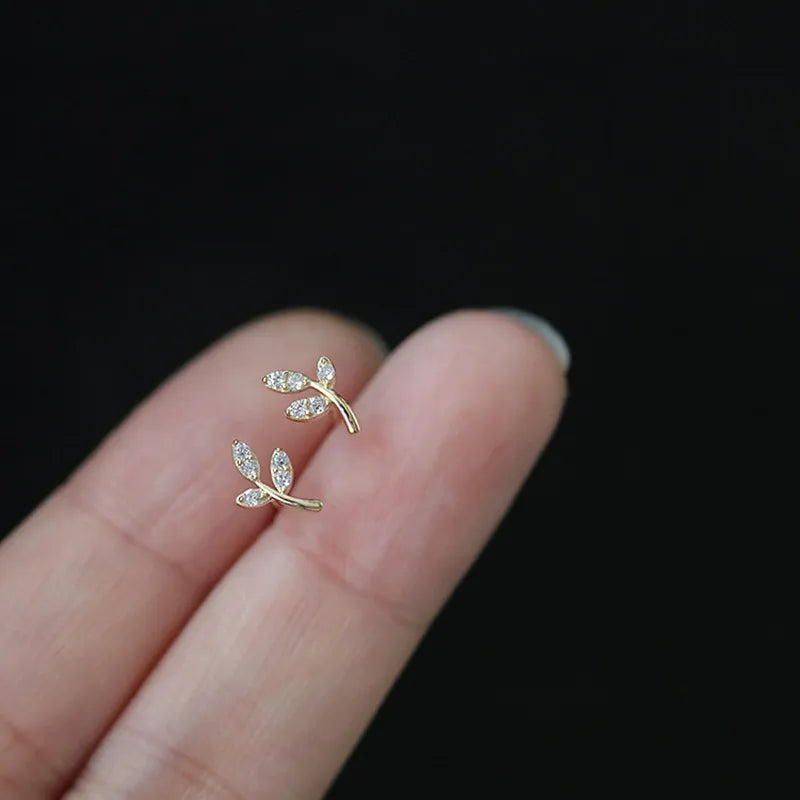 JuliaFashion-Classic 14k Gold Plating Leaf Stud Earrings