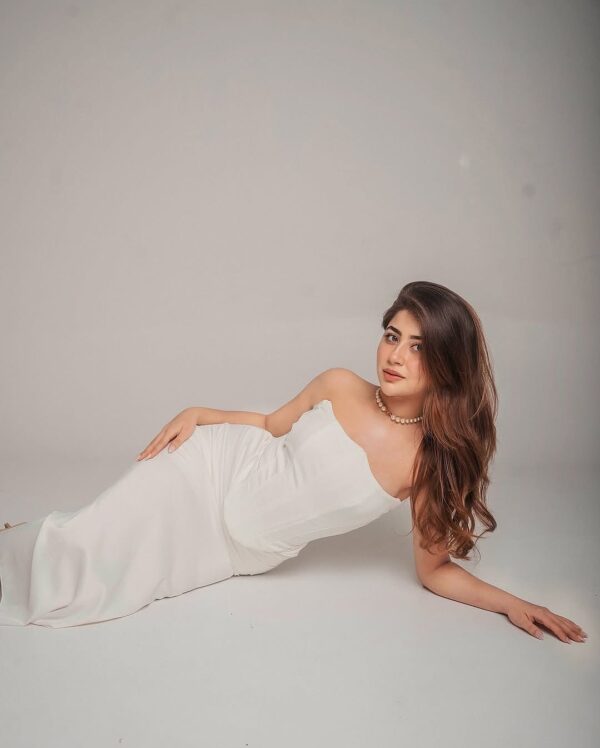 Aditi Bhatia X Miakee – Cameron