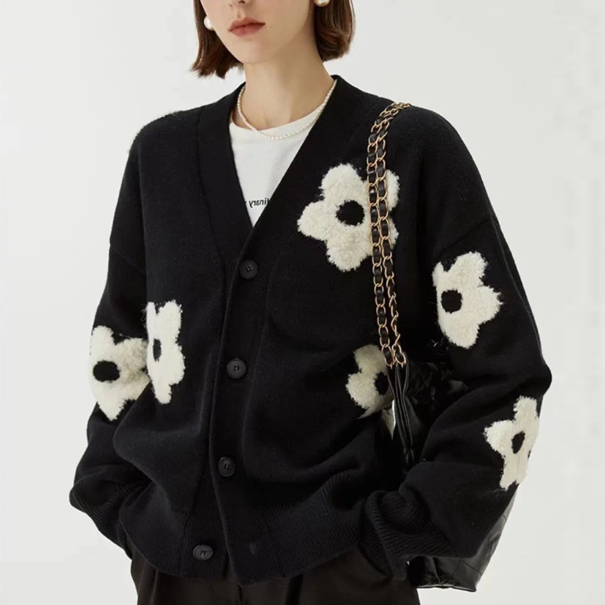 Trend High Quality Loose Fitting Floral Embroidered Cardigan