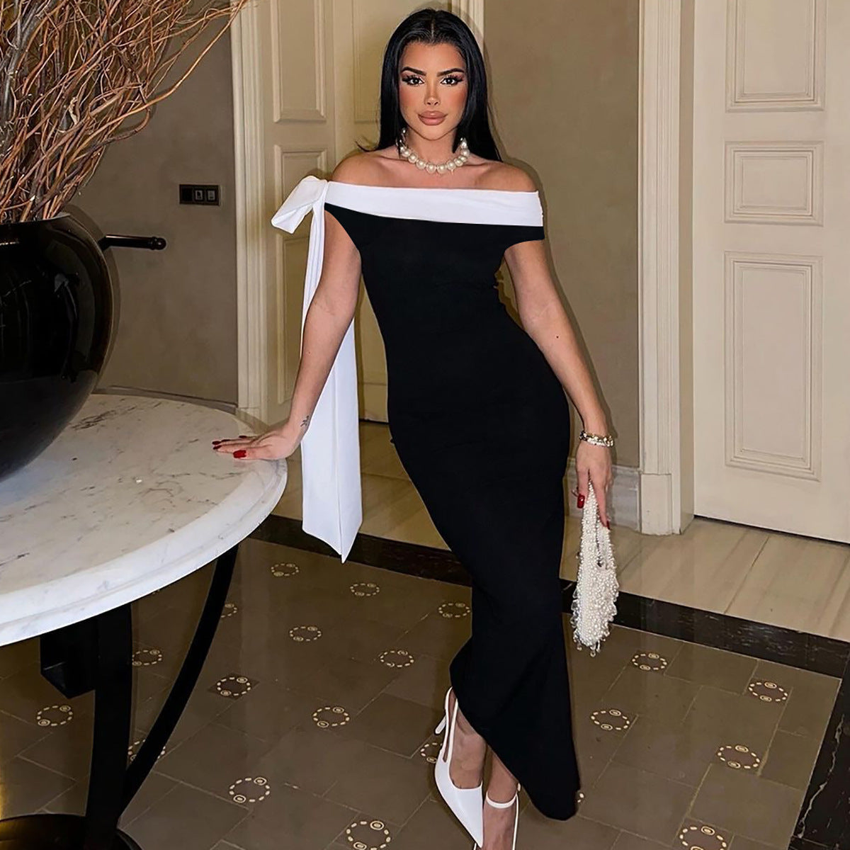 Simms Maxi Dress - Black