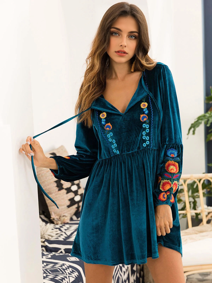 JuliaFashion-Goin' On A Date Floral Embroidered Velvet Dress