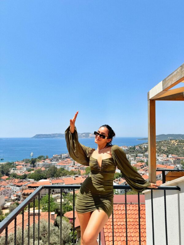 Vogue Vanity X Miakee – Shay