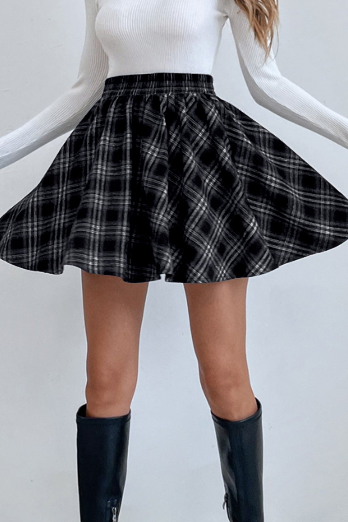 Versatile Plaid Mini Christmas Skirt