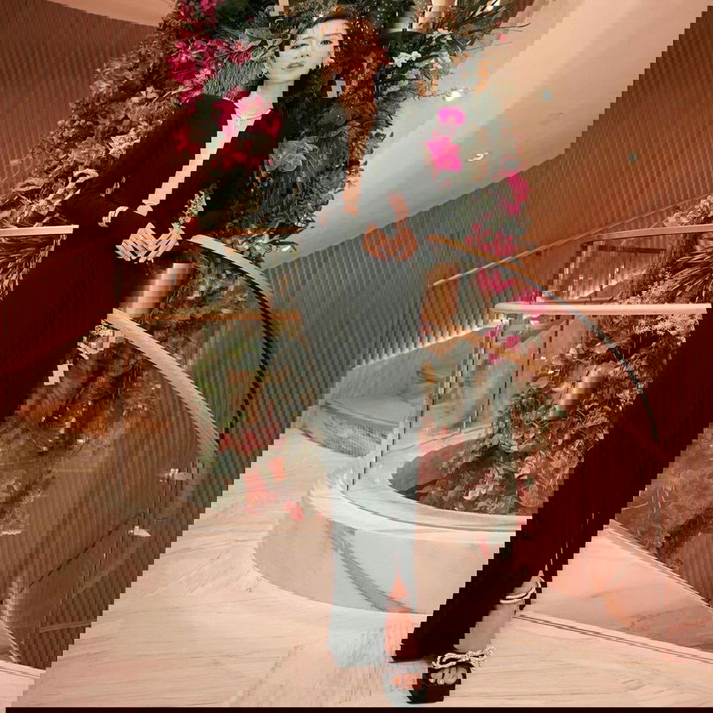 Black Long Sleeve Ring V neck Dress White Red Christmas Dress