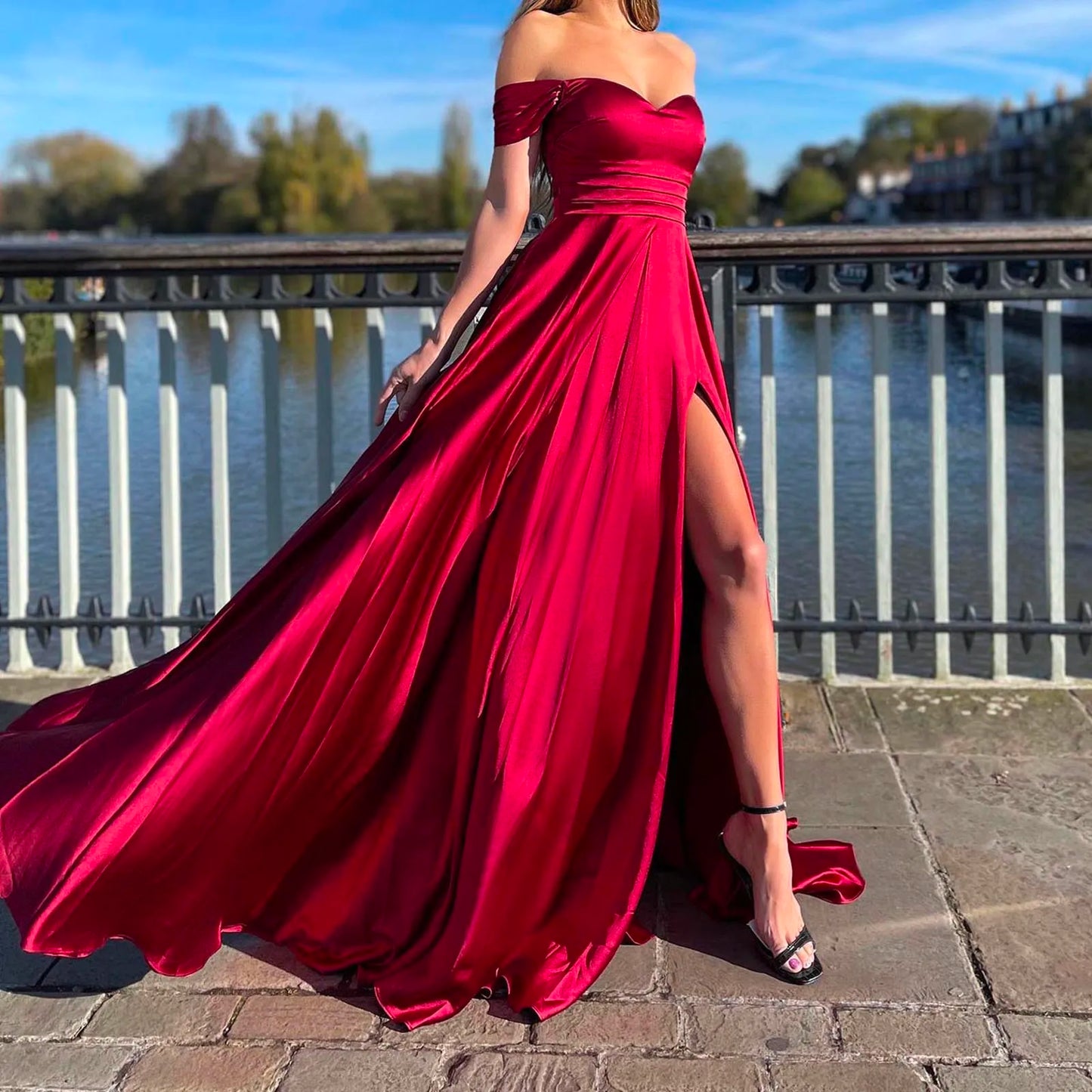 JuliaFashion - Evening Party Long Satin Off Shoulder Bridesmaid Off Shoulder Fluffy Ruffle High Slit Long Formal Dress