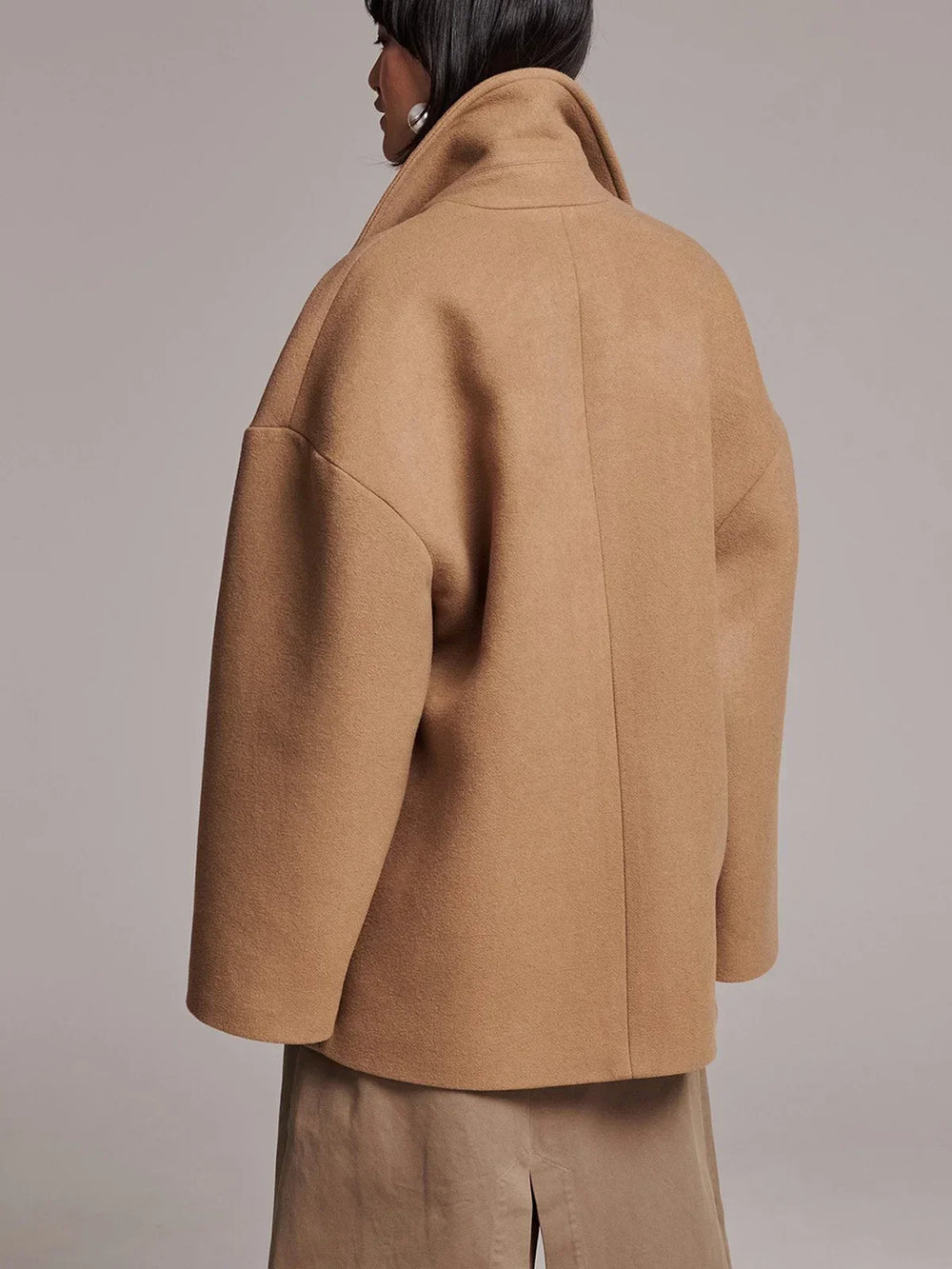 Black Lapel Slim Single-Breasted Overcoat