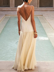 Fía Flows Maxi Dress