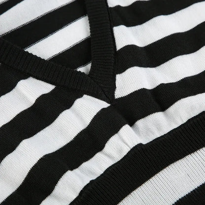 Grunge Striped Hooded Crop Top