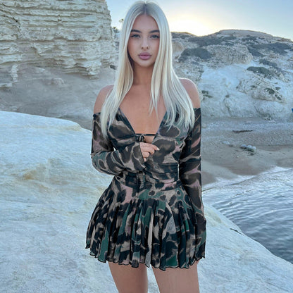 Pattern Print Long Sleeve Tether Halter Pleated Dress