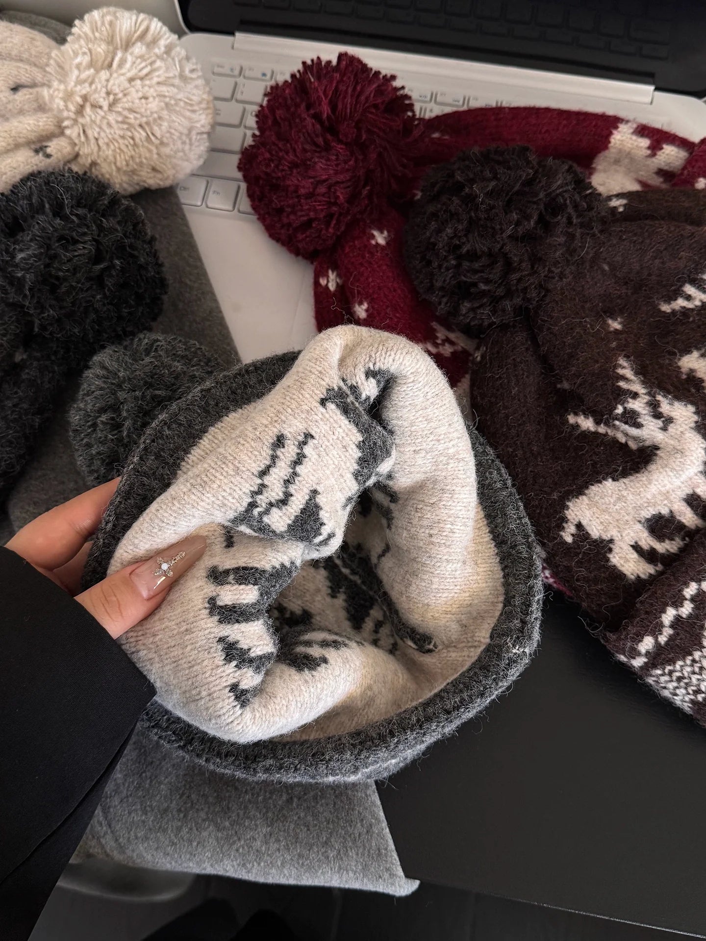 Vintage Reindeer Jacquard Beanie Christmas Hat