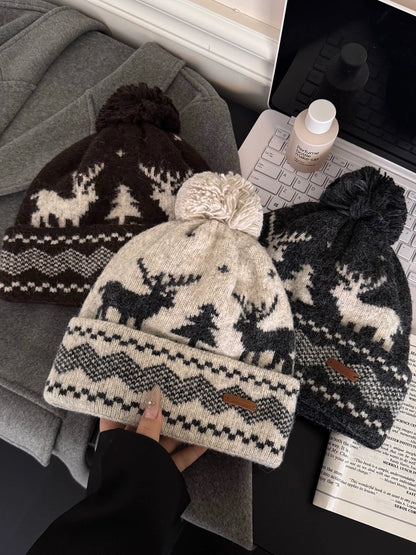 Vintage Reindeer Jacquard Beanie Christmas Hat