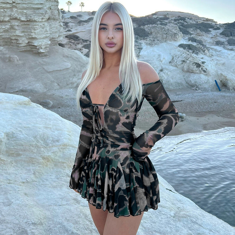 Pattern Print Long Sleeve Tether Halter Pleated Dress