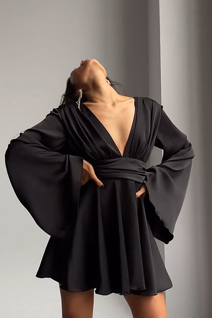 Solid V-neck Bow Snug Long-Sleeve Mini Dress