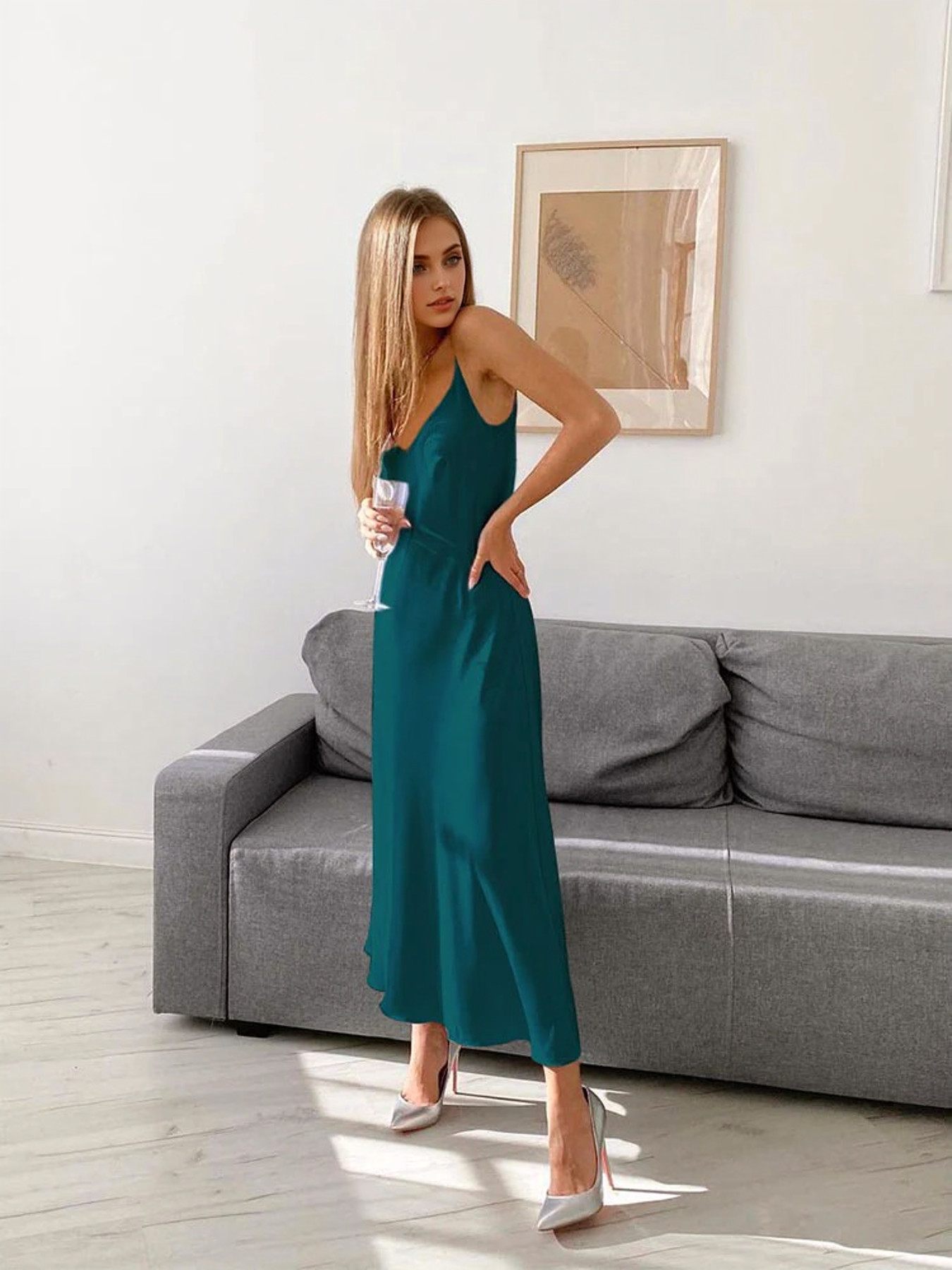 Julia Fashion - Elegant Party Dress