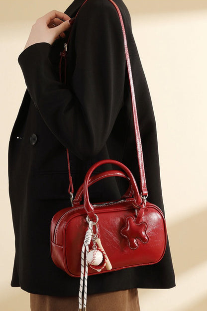 Red Charm Minimalist Retro Handbag Sleek Commuter Bag