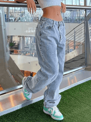 Light Wash Denim Boyfriend Jeans Jeans