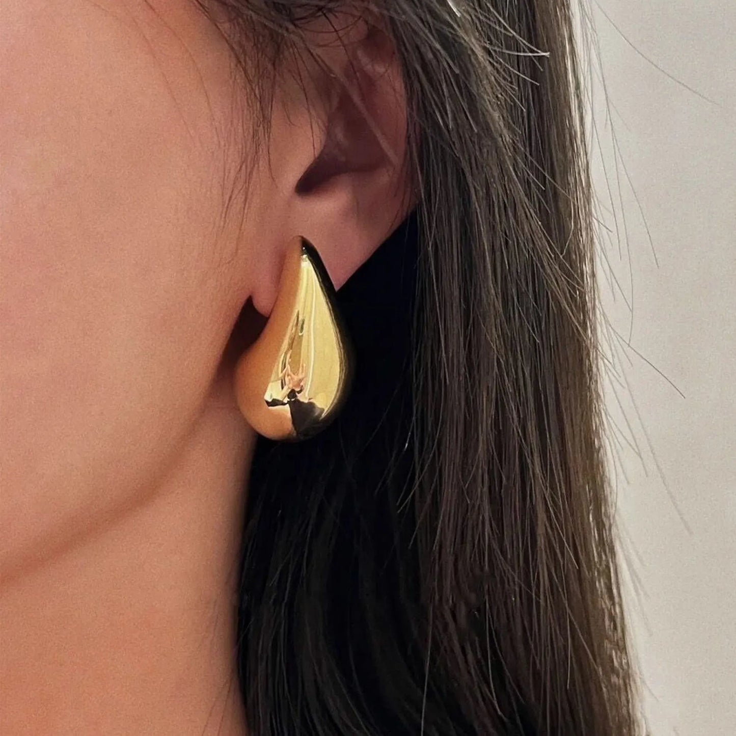 JuliaFashion-Extra Large Gold Plated Teardrop Earrings