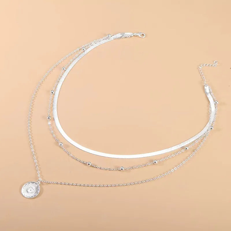 JuliaFashion-Exquisite Three-Layer Silver Round Necklace