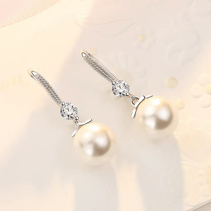 JuliaFashion-Dazzling CZ Round Pearl Earrings