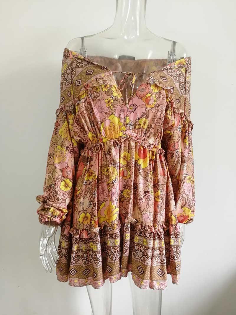 JuliaFashion-Blush Floral Print Long Sleeve Dress